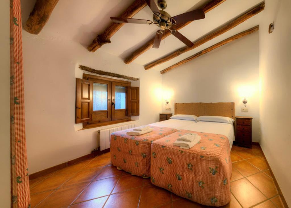 Cortijo Balzain Apartman La Zubia Szoba fotó